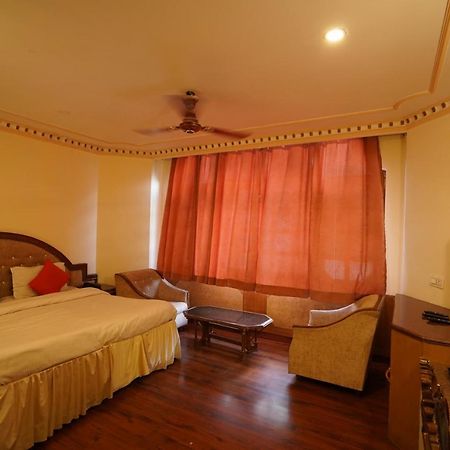 Royal Palace Resort Bhagsunag Dharamshala Exterior foto