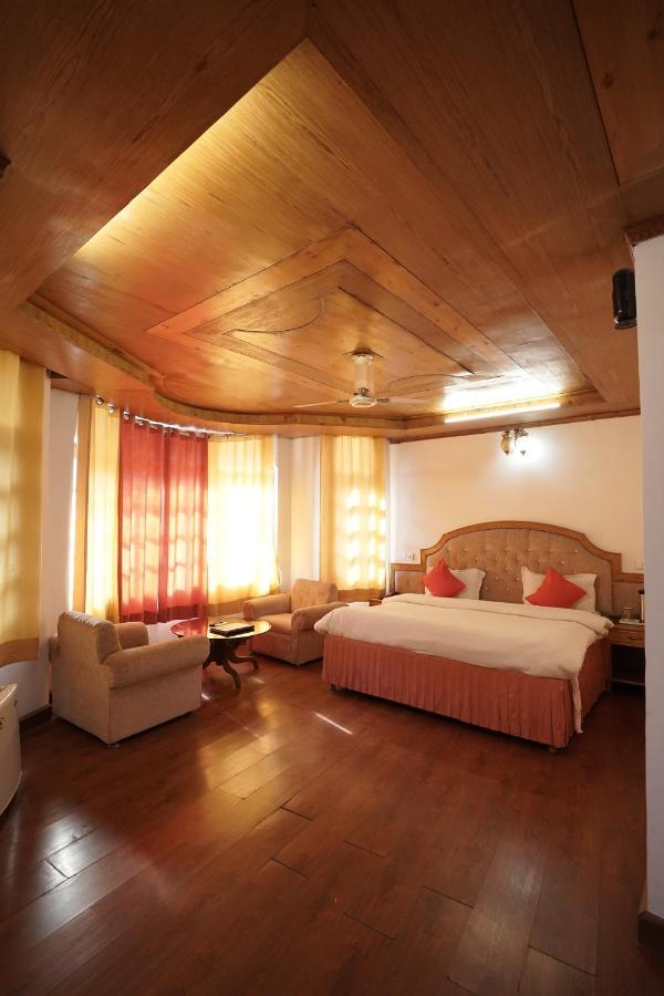 Royal Palace Resort Bhagsunag Dharamshala Exterior foto