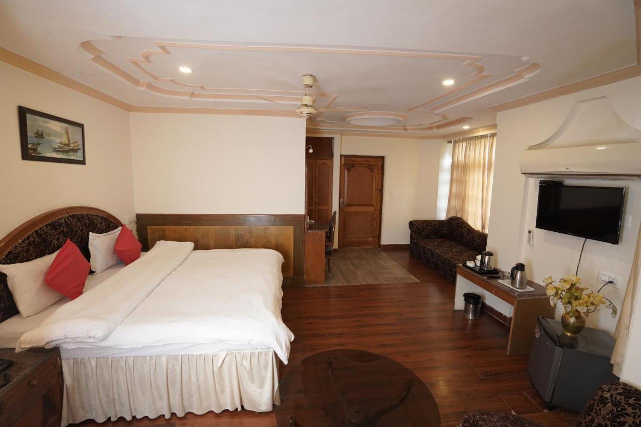 Royal Palace Resort Bhagsunag Dharamshala Exterior foto