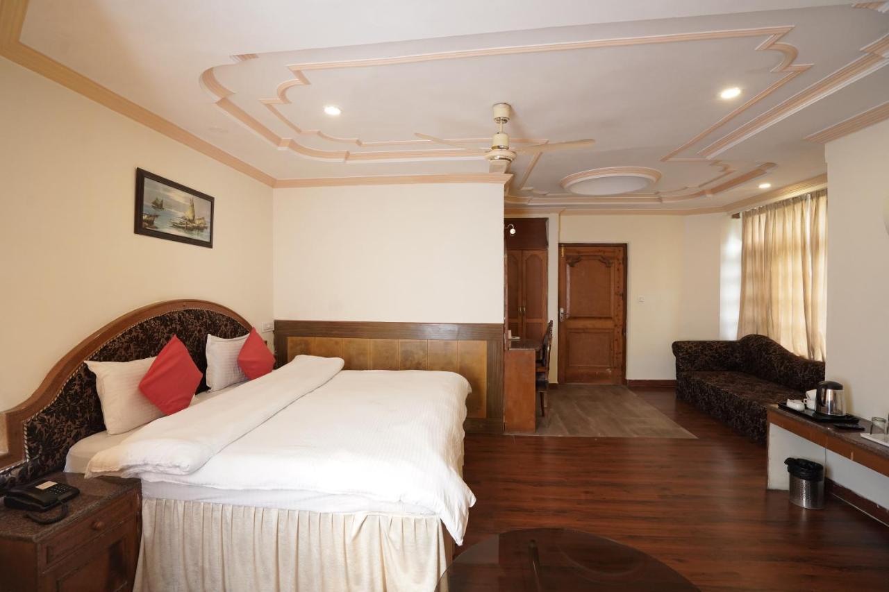 Royal Palace Resort Bhagsunag Dharamshala Exterior foto